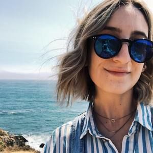 Meet your Posher, Julia